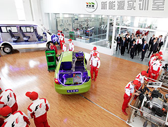 与市场接轨，课程对接主流技术与服务，学习就业无缝对接
