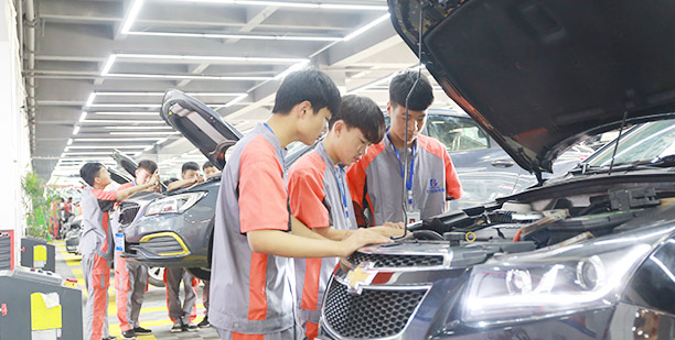 郑州北方汽修学校实训